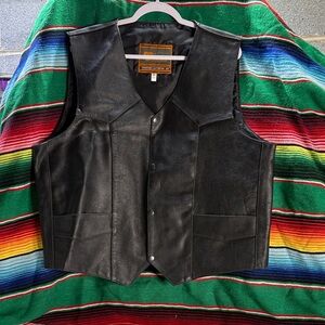 Men's Black Concealed Carry Leather Vest